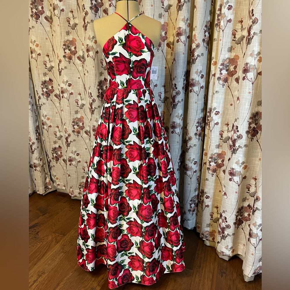 NWT BlondieNites faux halter, semi ball gown, prom / formal dress w/ pockets